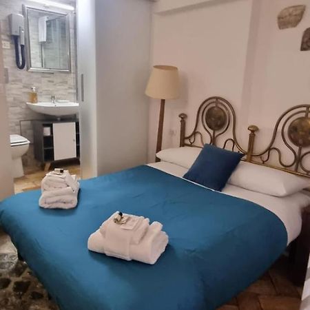 Domus Next Campo De'Fiori With Thermal Shower Рим Екстериор снимка