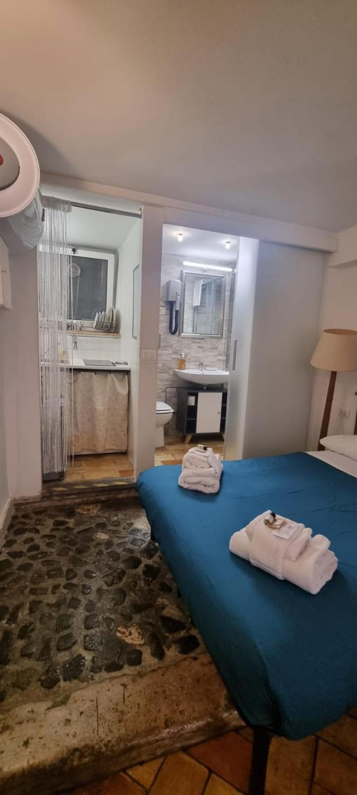 Domus Next Campo De'Fiori With Thermal Shower Рим Екстериор снимка